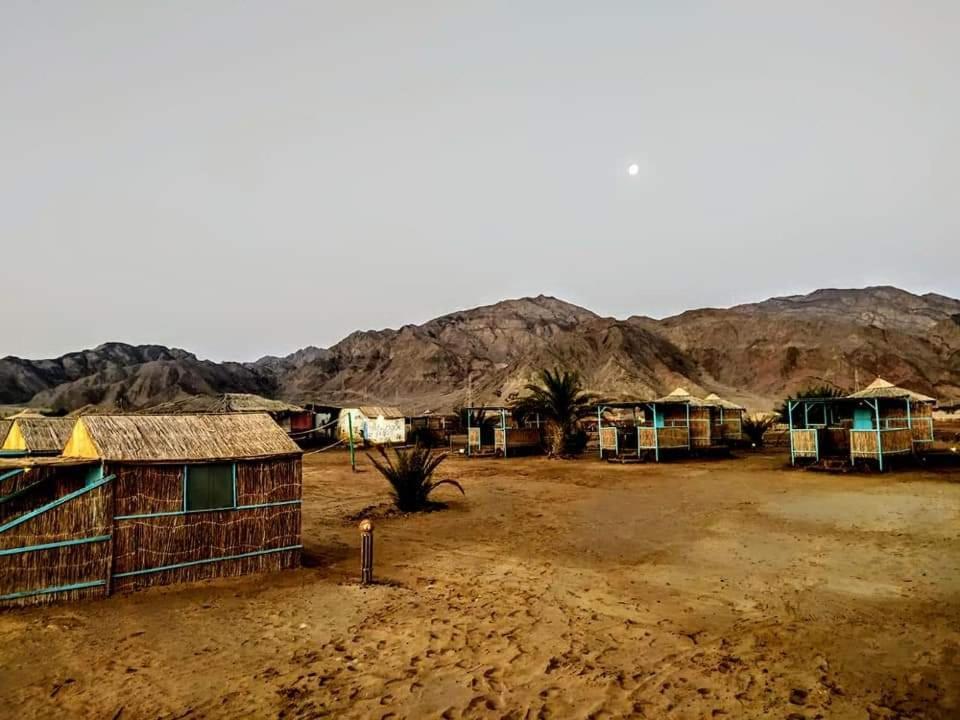 Half Moon Camp Hotel Taba Kültér fotó